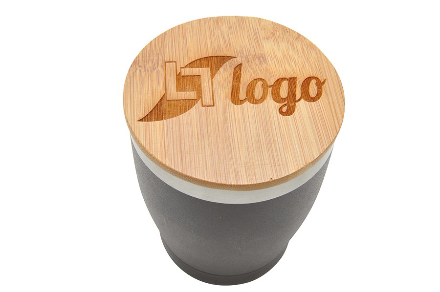 Doppelwandiger Edelstahlbecher 'Nagano' mit Bambusdeckel (L)