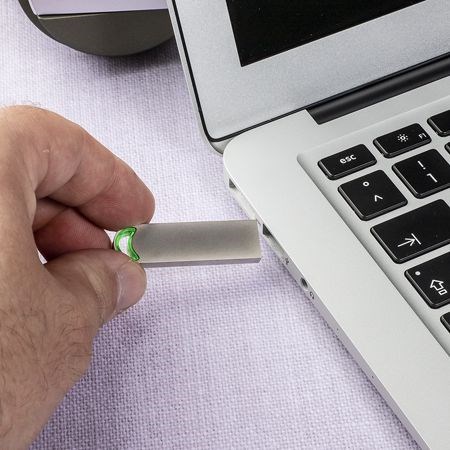 USB-Stick Ian-Grün-4 GB