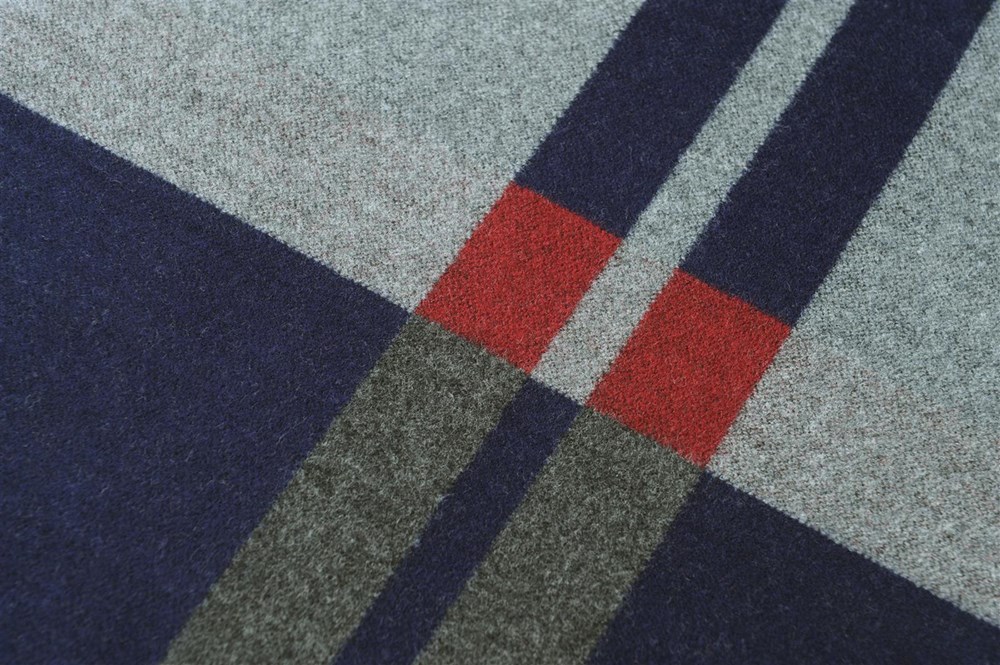 Winterschal für Damen und Herren - Flauschiger Winterschal für Herbst und Winter - Kaschmir feeling - 30 x 180 cm - Grau Blau Rot